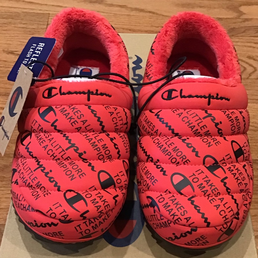 Kids Champion Fleece Style Red Scarlet Reflective Slippers